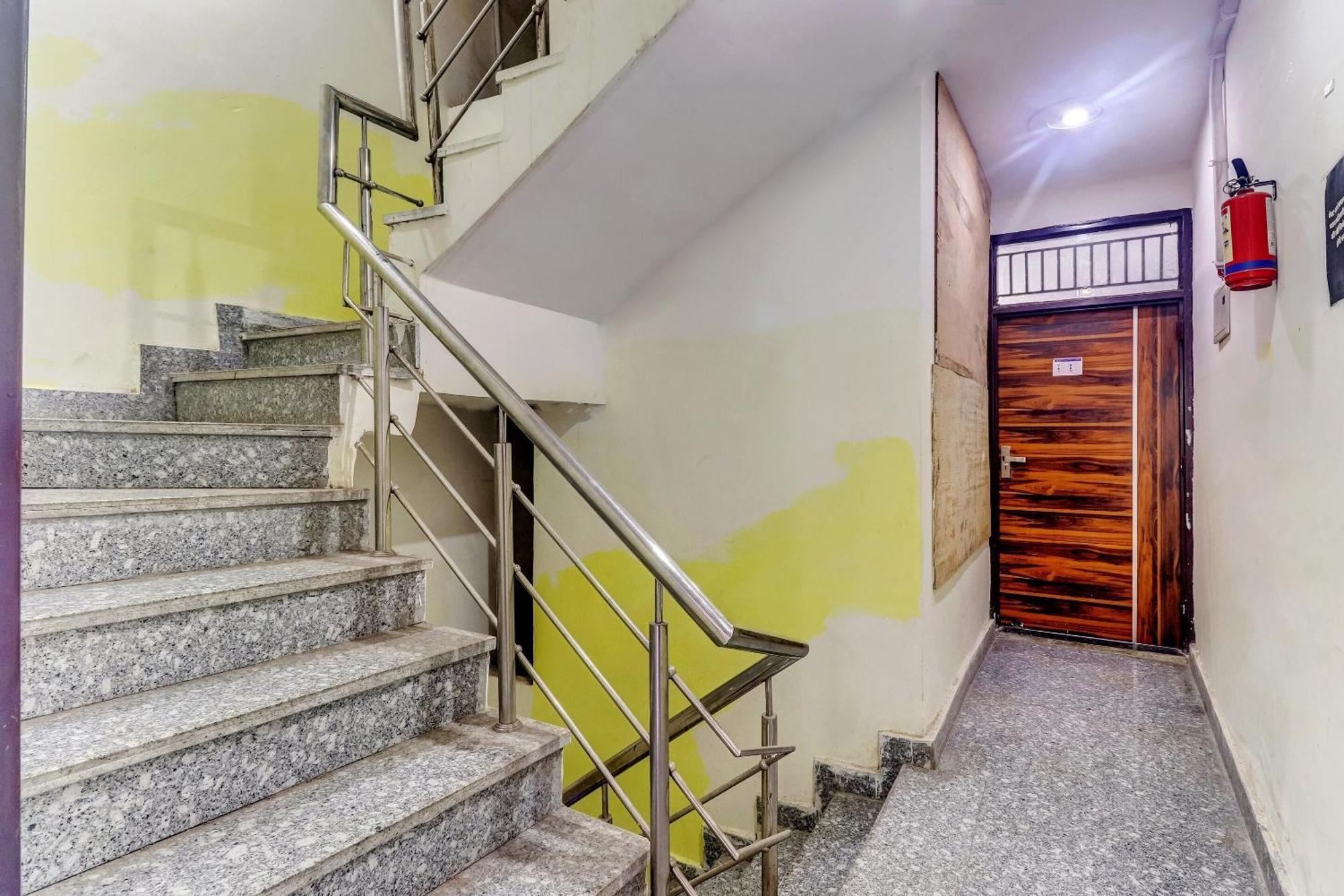 Hotel O Cozy Stay 델리 외부 사진
